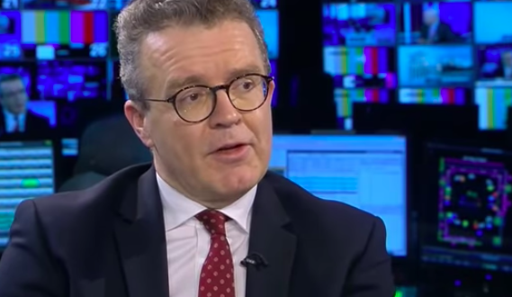 SBC News Tom Watson demands thorough review into online casino licence holders