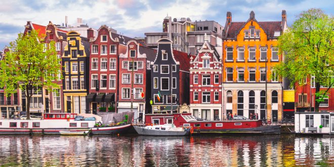 SBC News Online gambling in the Netherlands: Brandeis lawyers break down key licensing requirements