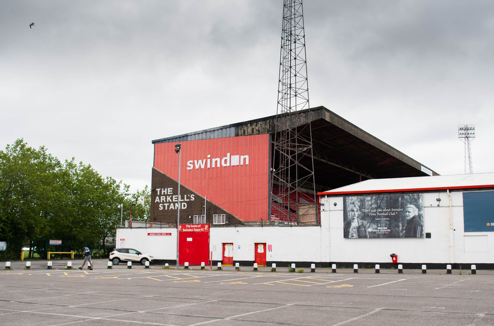 SBC News Stake.com links with Swindon Town following UK entry