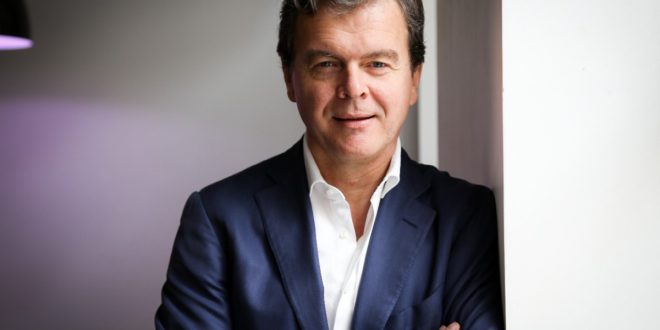 Superbet, Hans-Holger Albrecht