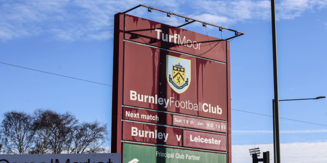 Burnley signs W88 as kit sponsor for Premier League return