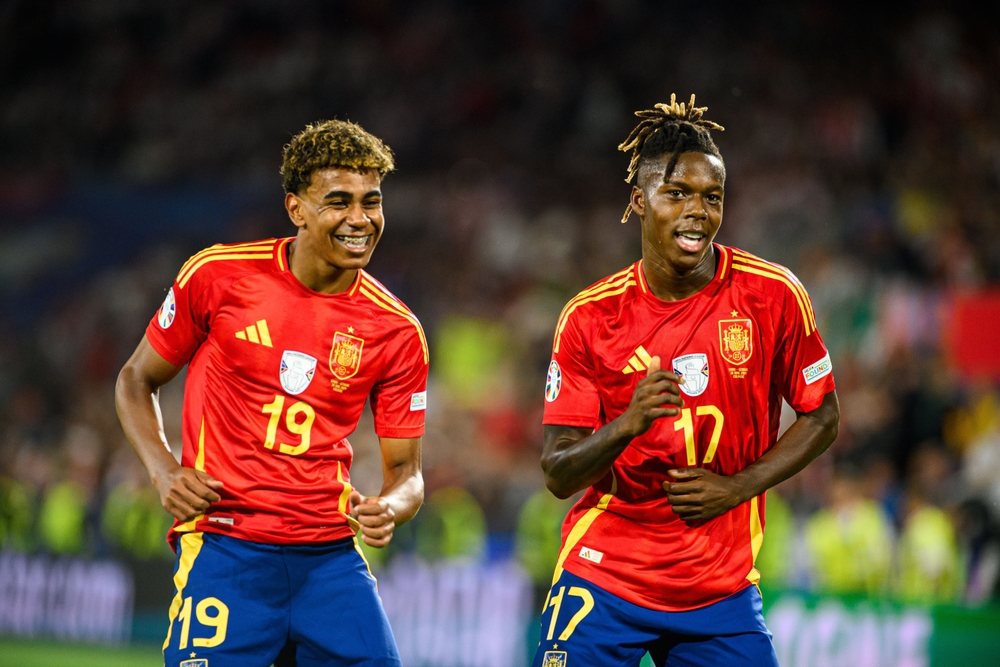 Lamine Yamal and Nico Williams celebrate Spain goal