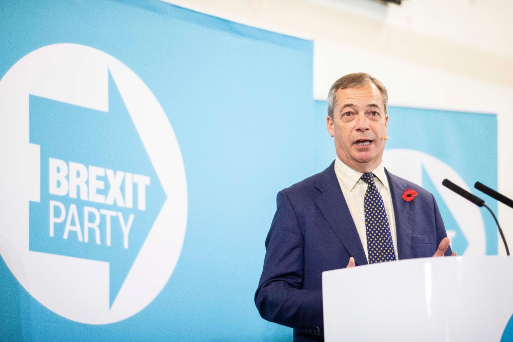 Former anti-EU party domain converted to non-GAMSTOP casino platform 3 Nigel Farage at a Brexit Party meeting