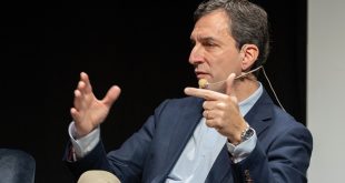André Machado, Chief Commercial Officer of Clever Advertising