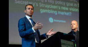 A photo of Arjan Blok at the Gaming in Holland Conference