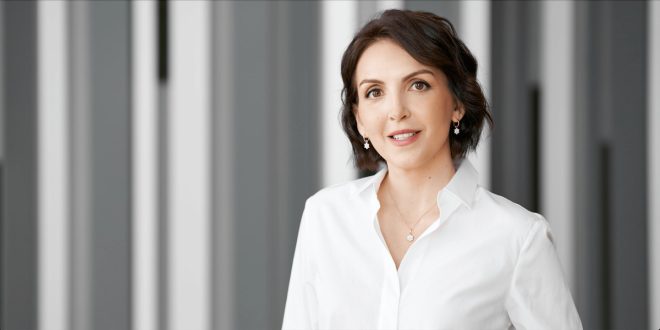 Oksana Izmailova Chief Human Resources Officer at PIN-UP Global