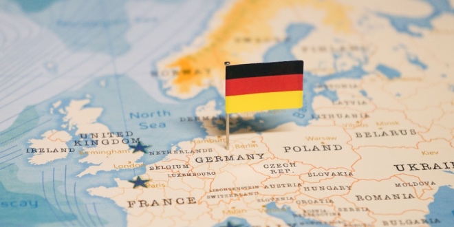 Ukraine war bets prompt warning by German regulator