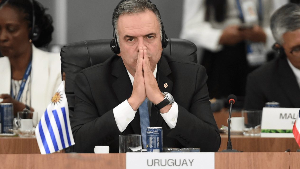 SBC News Uruguay’s first Online Gambling proposal falls short of President’s view