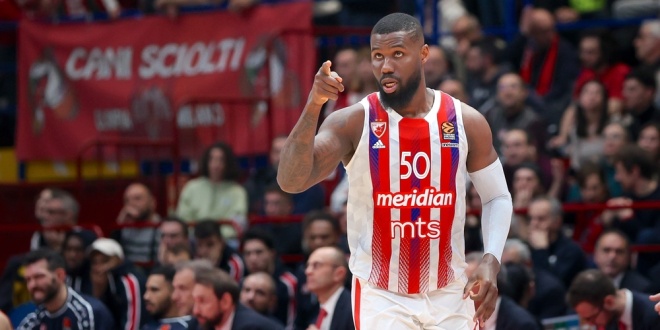 Benjamin Bentil, Crvena Zvezda forward, wearing a Meridianbet branded jersey during a game in Milan, Italy