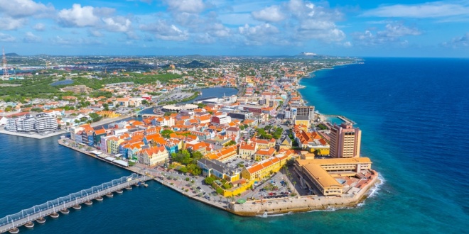 Curaçao, where the national media is pushing for improved gambling regulations