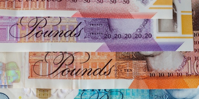 British pound notes, symbolising the Gambling Commission's new rules on deposit limts