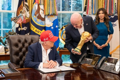 Infantino and Trump, as Paddy Power takes a swipe at Infantino's FIFA World Cup plans
