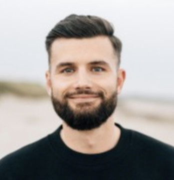 Netflix makes first Real Money Gaming advertising hire 2 SBC News Netflix makes first Real Money Gaming advertising hire