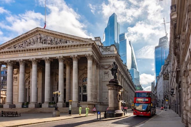 the Royal Exchange building London, symbolic of the LSE which Flutter has just delisted from