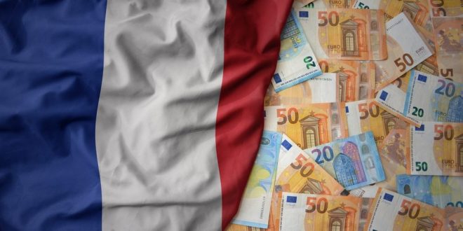 French flag next to euros, symbolising the ANJ's AML efforts