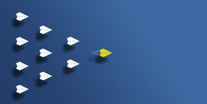 Arrows forming a wider arrow, symbolising leadership